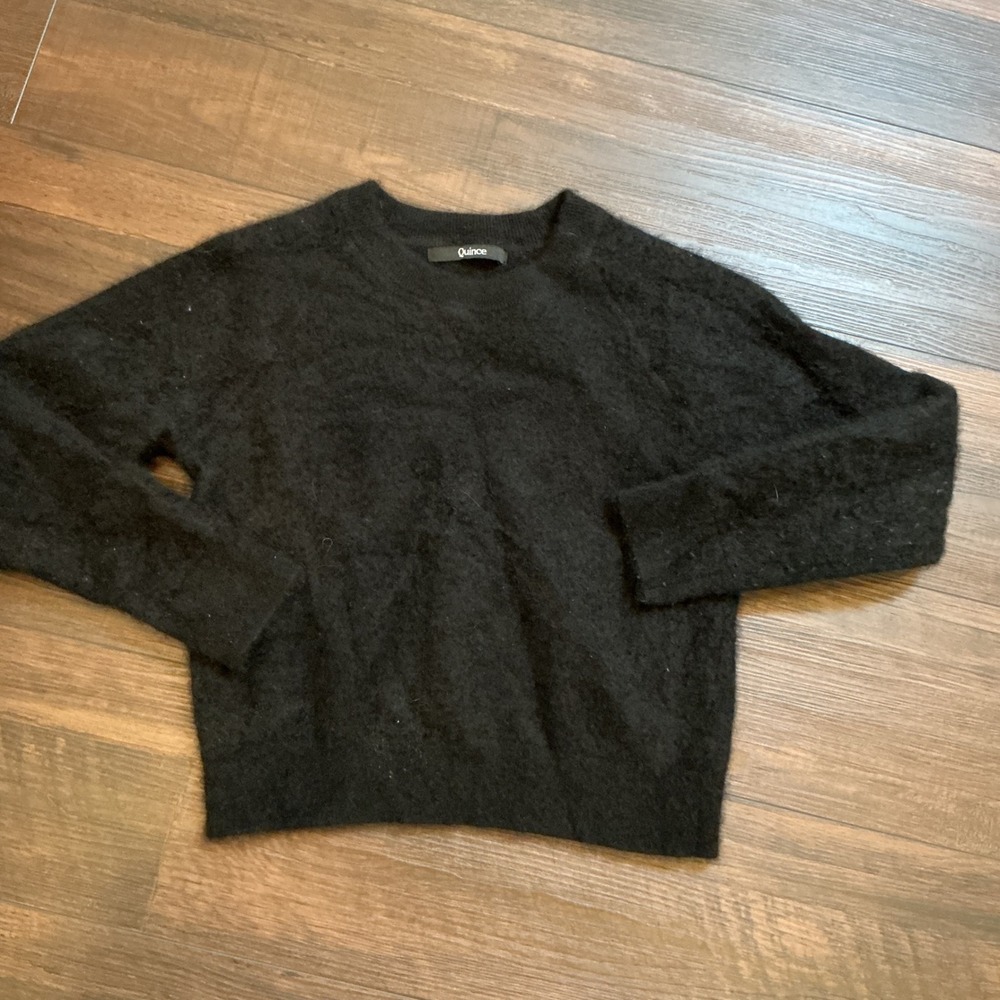 Quince 100% Cashmere Crewneck Sweater Black Raglan Sleeve Large Minimalist Warm